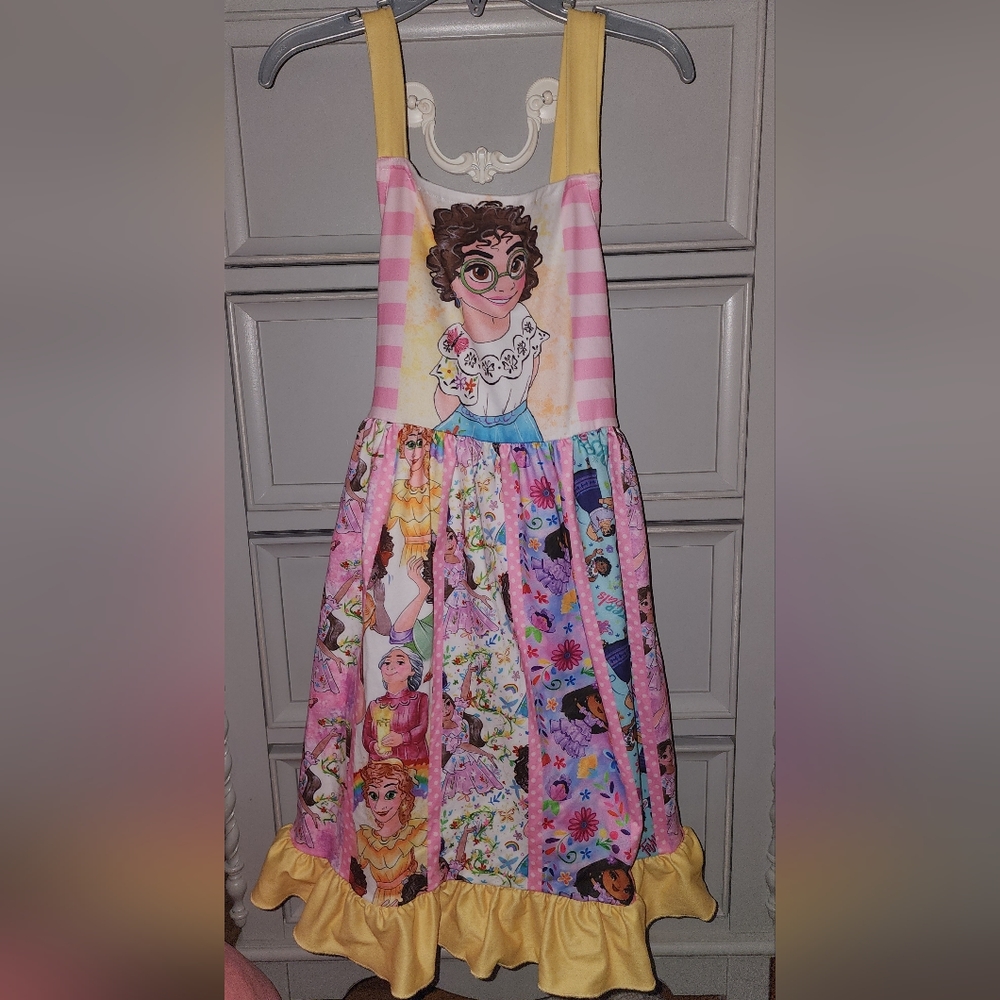 Like New Size 7 Encanto Dress